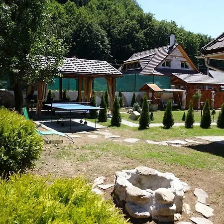Dvojapartmanova Drevenica Myto *
